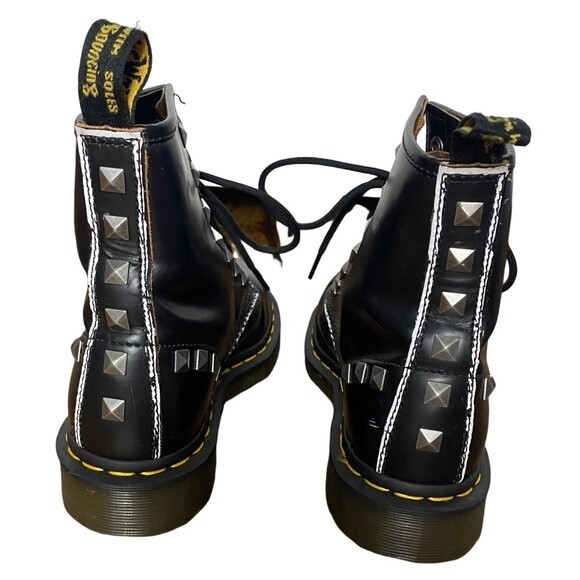 Dr. Martens 1460 STUD Black Combat Boots Y2K Lace Up Size 6 - Picture 10 of 12